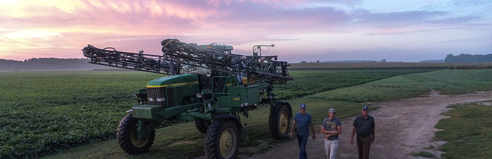 Old Historic Co-op Elevator Editorial Stock Photo - Image of dakota ...